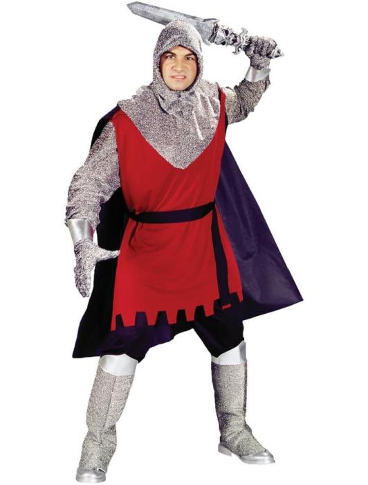 Карнавальный костюм средневекового рыцаря